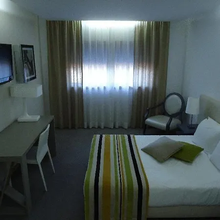 Design 3* Paredes (Porto)