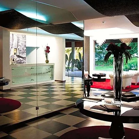 Hotel Design 3*