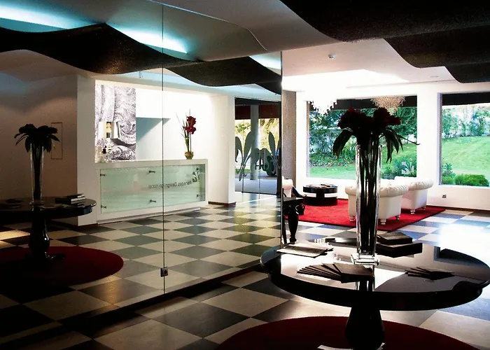 Design Paredes (Porto)